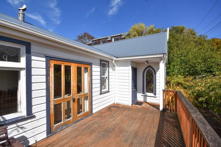 Photo of property in 16 Waikana Street, Broad Bay, Dunedin, 9014