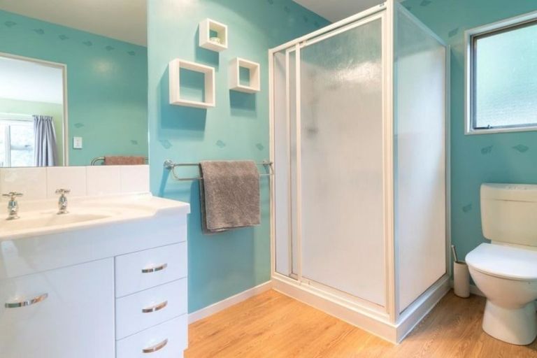 Photo of property in 53 Homestead Place, Welcome Bay, Tauranga, 3112