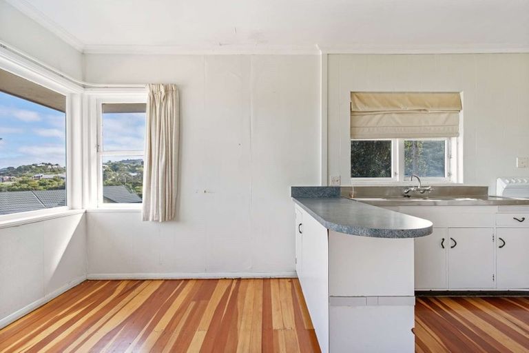 Photo of property in 101 Dowse Drive, Maungaraki, Lower Hutt, 5010