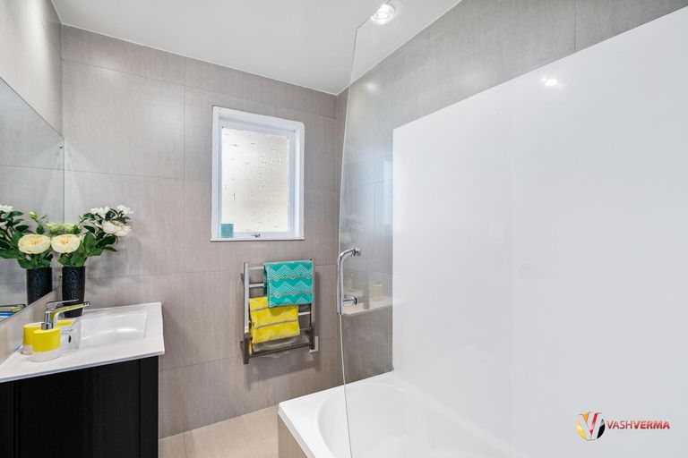 Photo of property in 9 Chisholm Place, Mangere East, Auckland, 2024