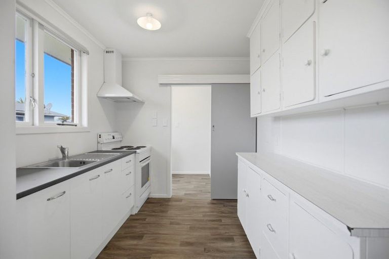 Photo of property in 5a-c Pohutukawa Drive, Tokoroa, 3420