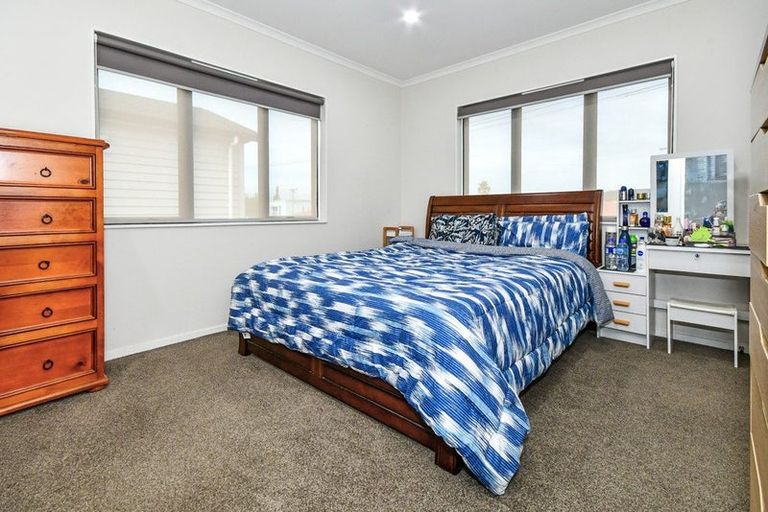 Photo of property in 76 Carruth Road, Papatoetoe, Auckland, 2025