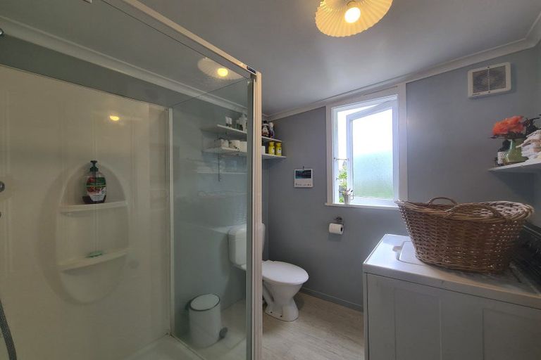 Photo of property in 230 Watt Street, Coromandel, 3506