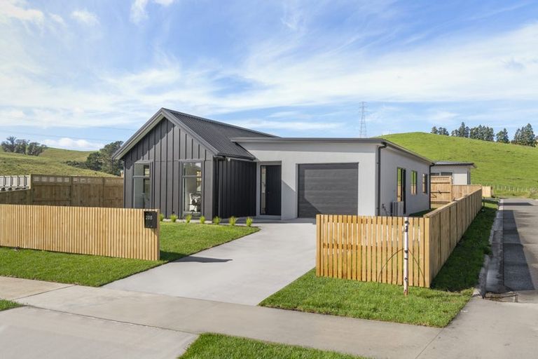 Photo of property in 205 Adler Drive, Ohauiti, Tauranga, 3112