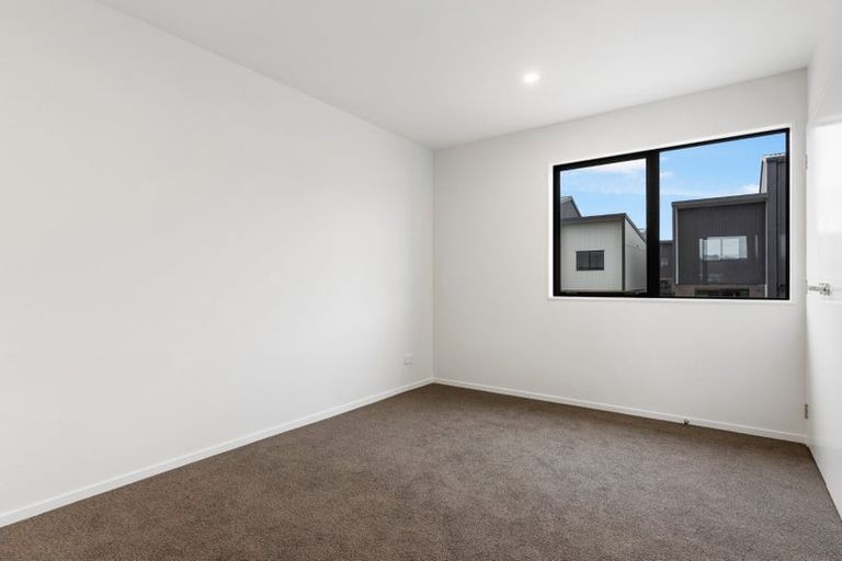 Photo of property in 74 Selo Street, Glen Eden, Auckland, 0602