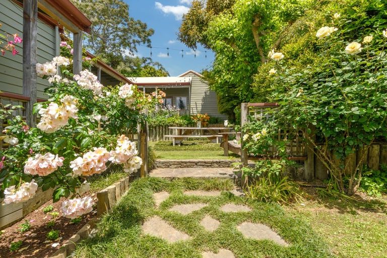 Photo of property in 12 Waikareao Way, Brookfield, Tauranga, 3110