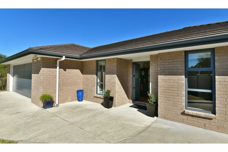 Photo of property in 38 Otanerua Road, Hatfields Beach, Orewa, 0931