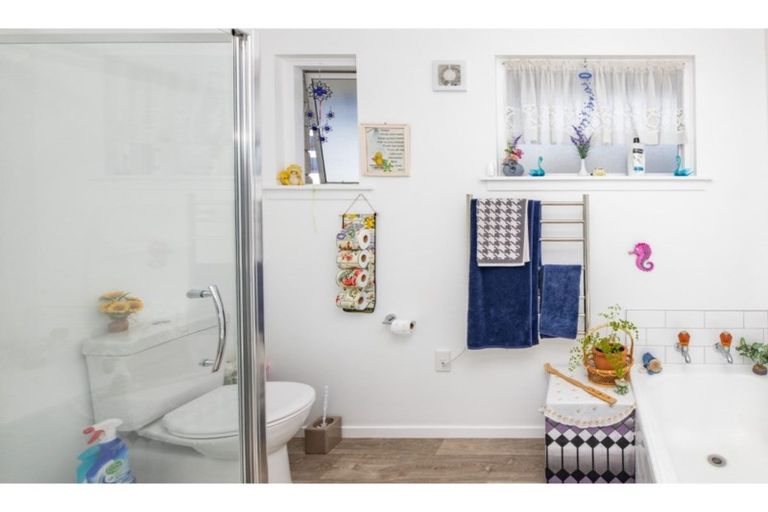 Photo of property in 1/528 Marine Parade, South New Brighton, Christchurch, 8062