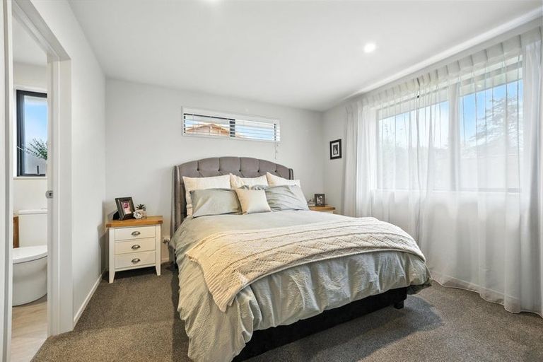 Photo of property in 28 John Raven Lane, Woodend, 7610