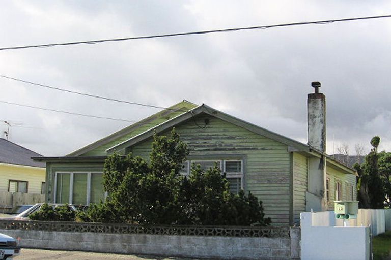 Photo of property in 12 Jessie Street, Petone, Lower Hutt, 5012