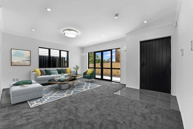 Photo of property in 12a Mcleod Road, Weymouth, Auckland, 2103