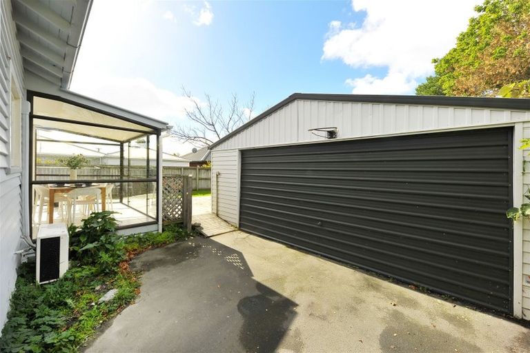 Photo of property in 1/9 Ngaio Street, Saint Martins, Christchurch, 8022