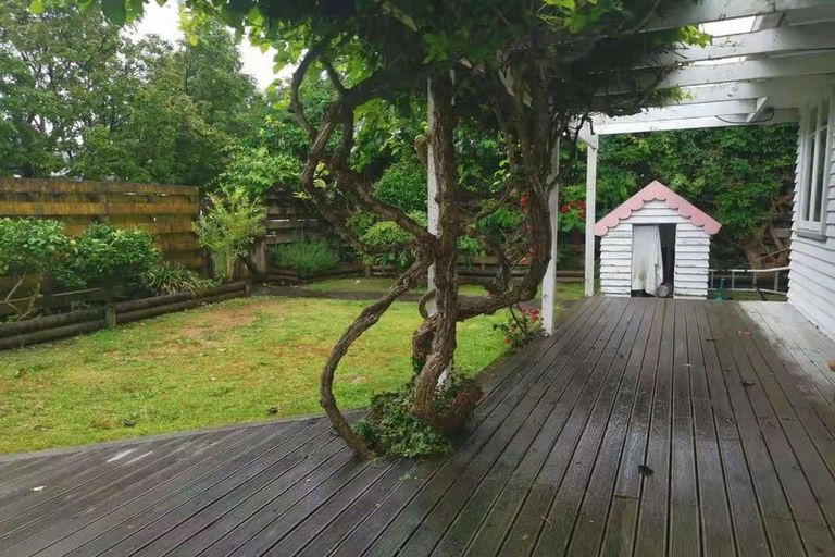 Photo of property in 74 Walls Road, Penrose, Auckland, 1061
