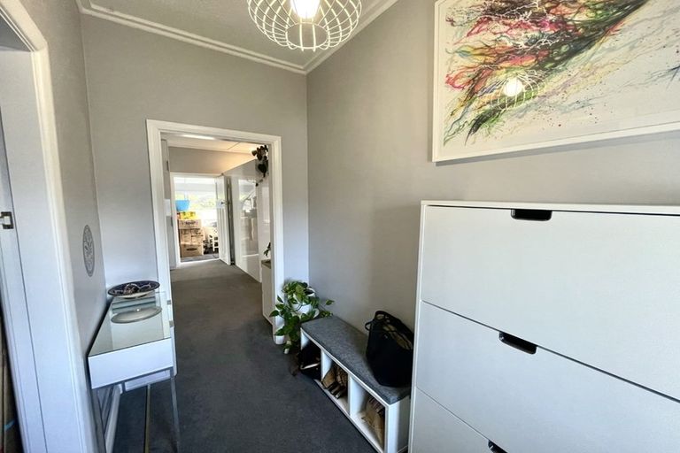 Photo of property in 26 Queens Drive, Kilbirnie, Wellington, 6022