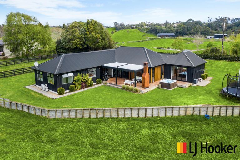 Photo of property in 290 Hunter Road, Patumahoe, Pukekohe, 2679