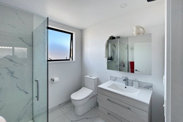 Photo of property in 1/37 Oram Avenue, New Brighton, Christchurch, 8061