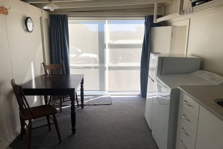 Photo of property in 2 Richmond Avenue, Richmond Heights, Taupo, 3330