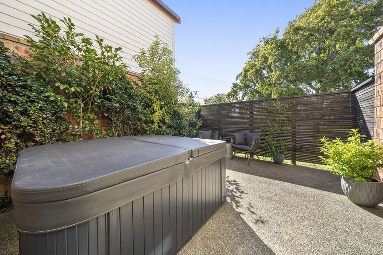 Photo of property in 42 Evergreen Crescent, Trentham, Upper Hutt, 5018