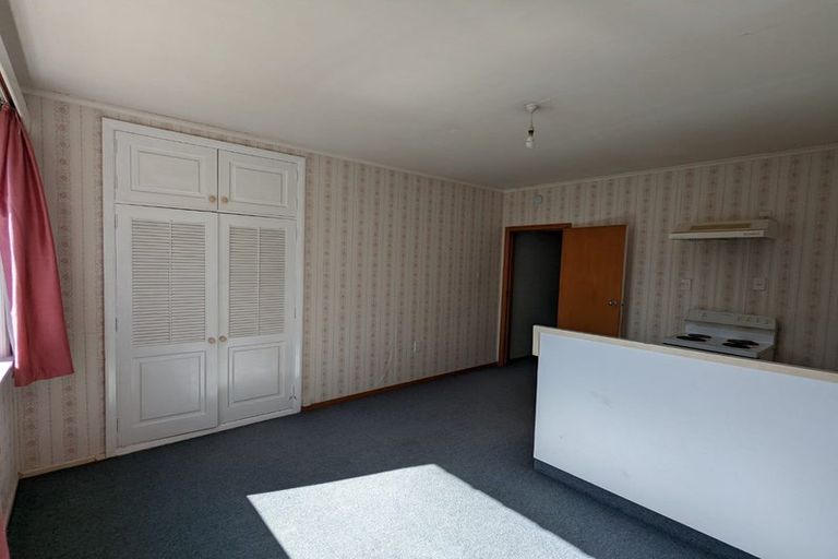 Photo of property in 5 Coates Street, Tawa, Wellington, 5028