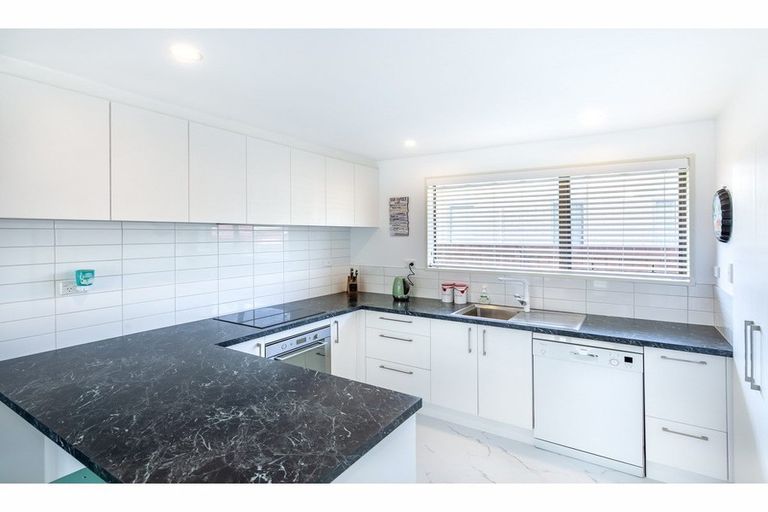 Photo of property in 54 Lakewood Drive, Burwood, Christchurch, 8083