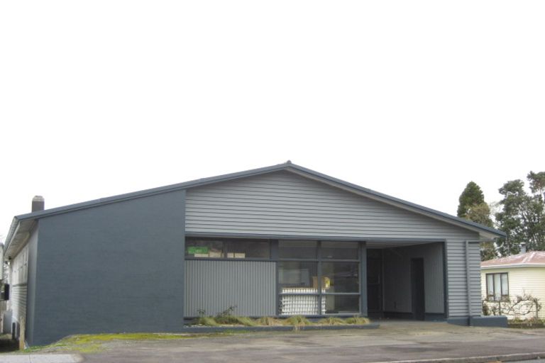 Photo of property in 55a Carthew Street, Okato, 4335