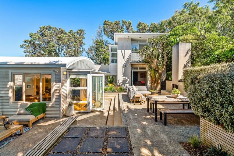 Photo of property in 145 Barnard Street, Wadestown, Wellington, 6012