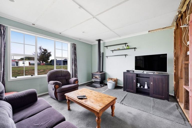 Photo of property in 8 Egmont Street, Normanby, Hawera, 4614