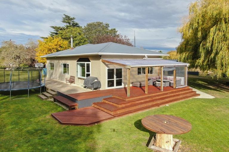 Photo of property in 16 Round Hill Road, Reidston, Oamaru, 9492