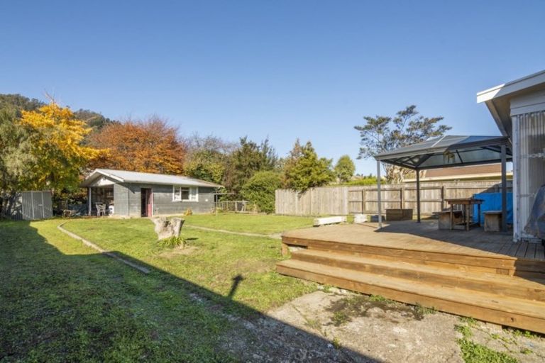 Photo of property in 117 Tipahi Street, Nelson South, Nelson, 7010