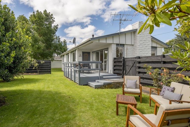 Photo of property in 2 Queen Street, Springfield, 7681