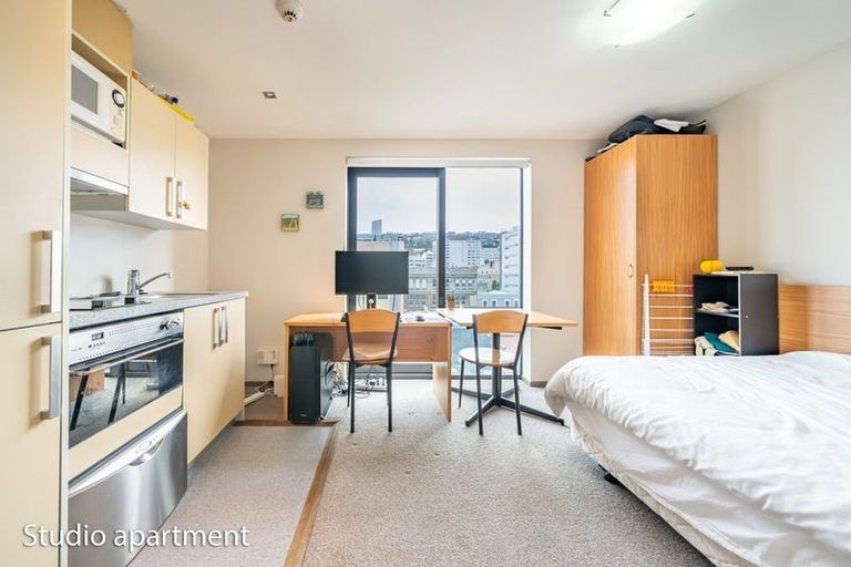 Photo of property in Dual Apartments, 108/142 Vivian Street, Te Aro, Wellington, 6011