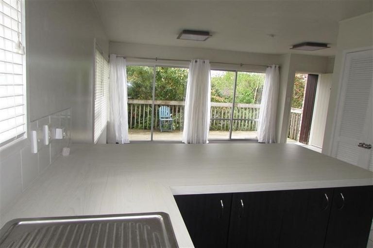 Photo of property in 1/148 Glamorgan Drive, Torbay, Auckland, 0630