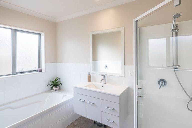 Photo of property in 7 Trusham Court, Paraparaumu, 5032