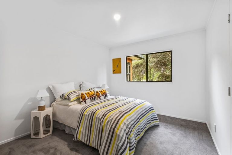 Photo of property in 2/73 Bond Crescent, Forrest Hill, Auckland, 0620