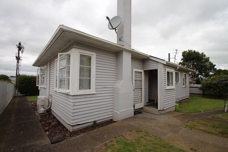 Photo of property in 39 Bedford Street, Eltham, 4322