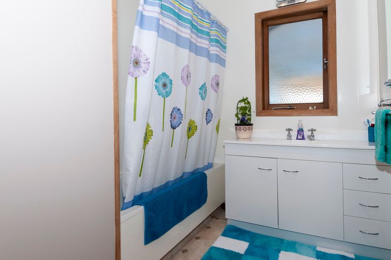 Photo of property in 10 Slade Street, Greerton, Tauranga, 3112