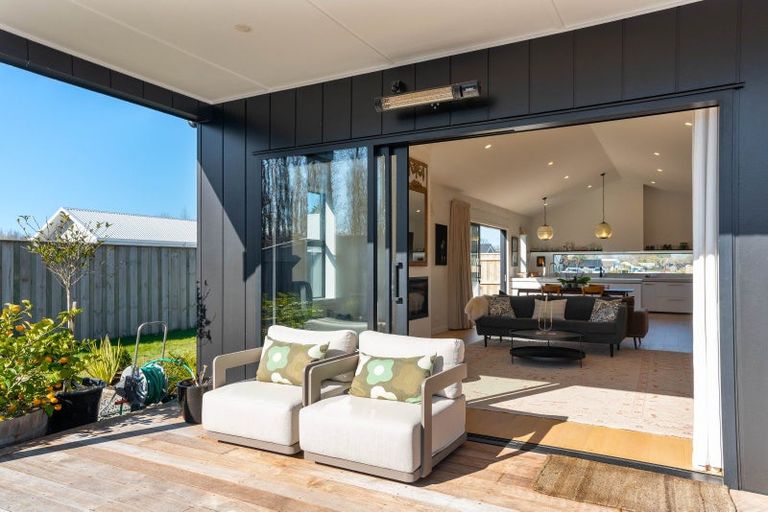 Photo of property in 42 Orchard Road, Greytown, 5712