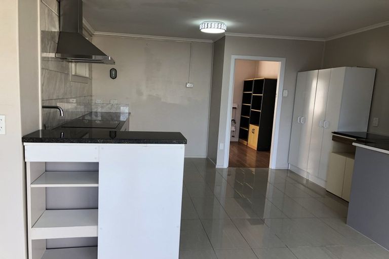 Photo of property in 74 Ridge Road, Howick, Auckland, 2014