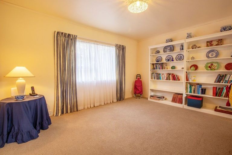 Photo of property in 85b Oxford Street, Tawa, Wellington, 5028