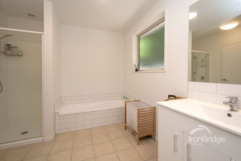 Photo of property in 2/39a Woodbury Street, Avonhead, Christchurch, 8042