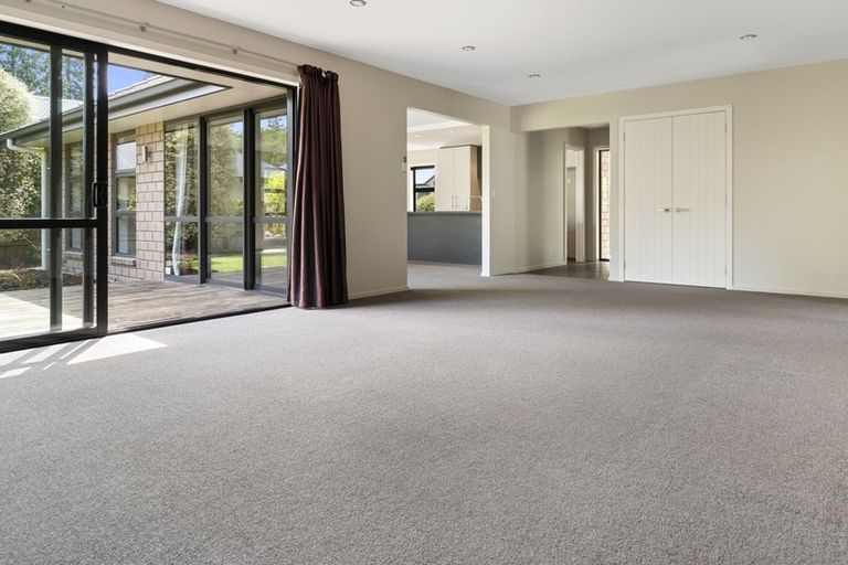 Photo of property in 10 Sunningdale Drive, Stoke, Nelson, 7011