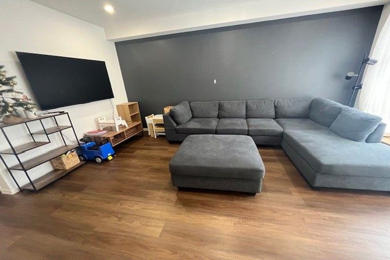 Photo of property in 10 Routhmore Street, Flat Bush, Auckland, 2019