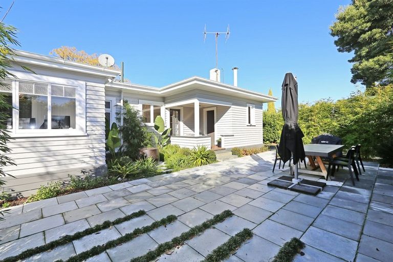 Photo of property in 401 Lascelles Street, Saint Leonards, Hastings, 4120