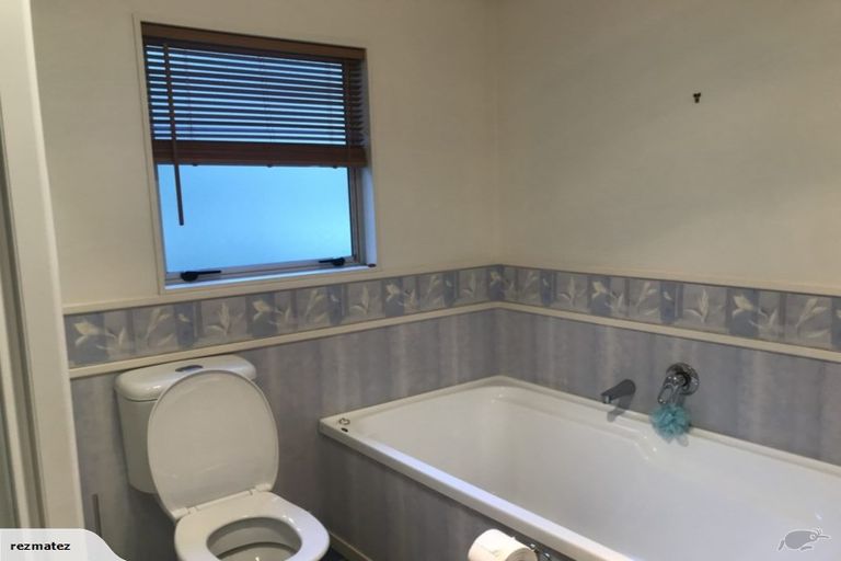 Photo of property in 4 Panorama Drive, Paraparaumu, 5032