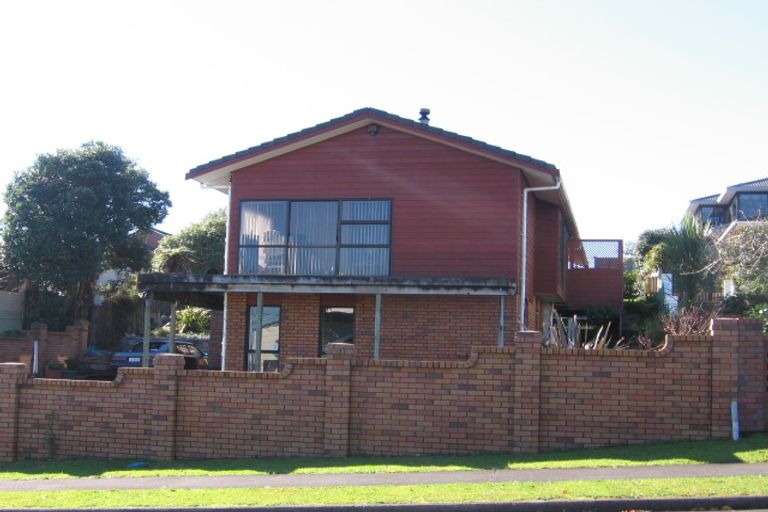 Photo of property in 5 Sophora Place, Totara Heights, Auckland, 2105