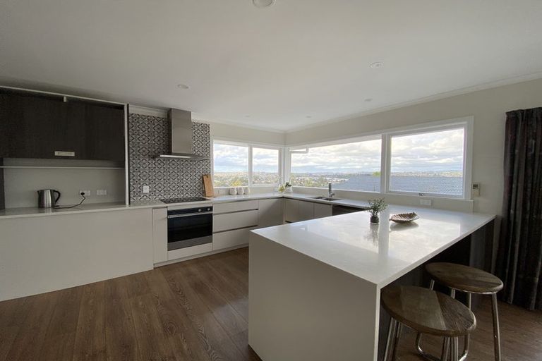 Photo of property in 14 Parkview Place, Pakuranga, Auckland, 2010