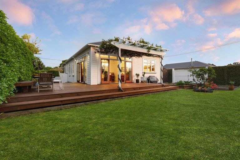 Photo of property in 47 Pine Street, Mount Eden, Auckland, 1041