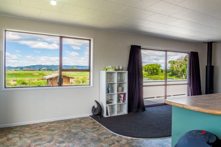 Photo of property in 97 College Road, Edgecumbe, 3120