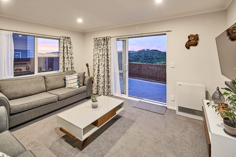 Photo of property in 10 Trelawny Terrace, Grenada Village, Wellington, 6037
