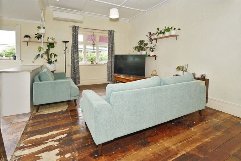 Photo of property in 87 Insoll Avenue, Enderley, Hamilton, 3214